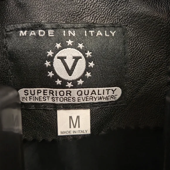 Italian Faux Leather Trench Coat – Medusa Button Detail – Size M - Picture 4 of 7